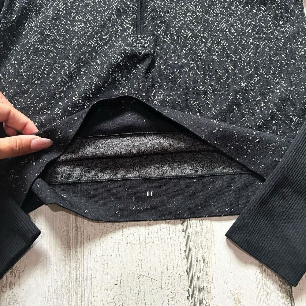 Lululemon Rest Less Cropped 1/2 Zip Size 4 - Picture 4 of 7